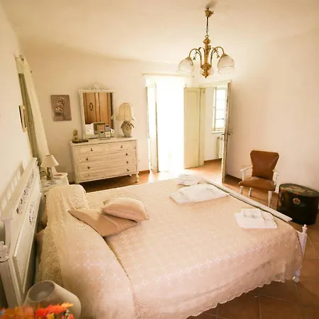 Nyaraló Rurale Nei Pressi Castello