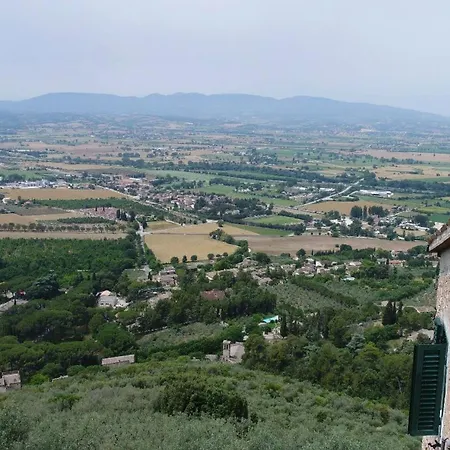 Rurale Nei Pressi Castello * Campello sul Clitunno