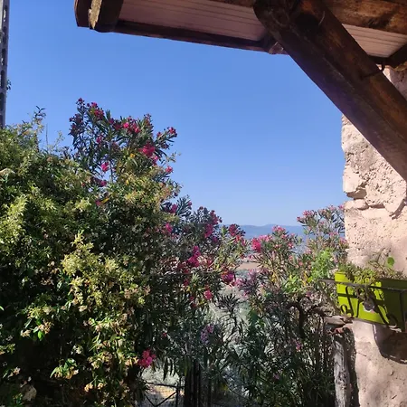 Nyaraló Rurale Nei Pressi Castello Campello sul Clitunno